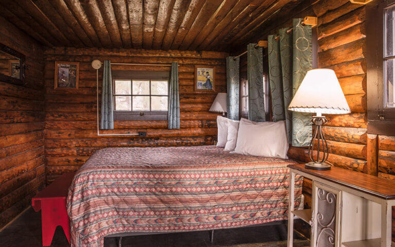 Cabins - Mt. Rushmore Resort & Lodge at Palmer Gulch